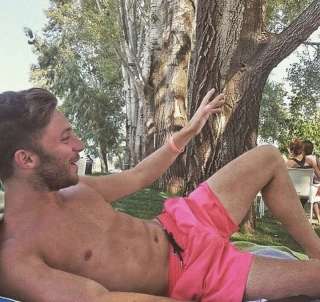 GEORGEATHENSO-2087409