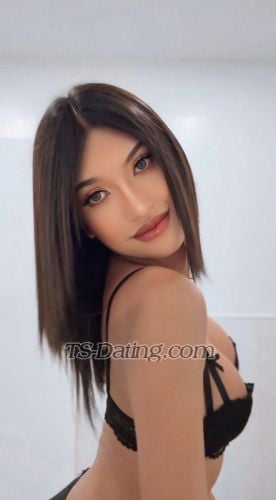 trans girl Gina15 8739993