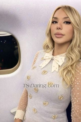 trans girl Golden 2664240 trans girl Golden 2664240