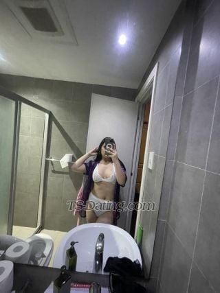 trans girl Gorgeouselise 6176700 trans girl Gorgeouselise 6176700