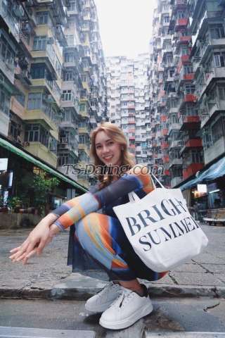 trans girl Guitar55 3629080