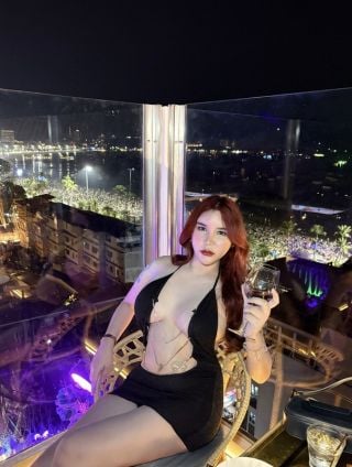 Happy2000s 2930555 Happy2000s 2930555