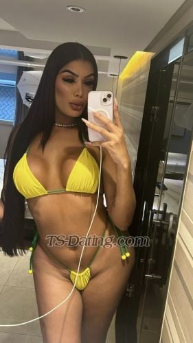 trans girl Hayshadenaro 3501901