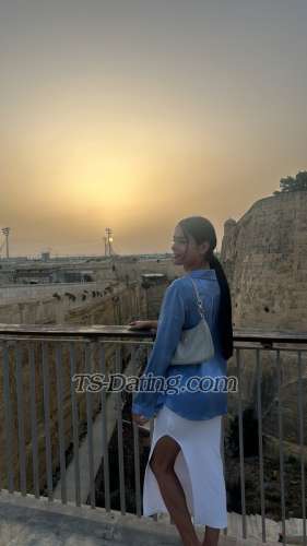 trans girl Hellen20cm 0119678 trans girl Hellen20cm 0119678