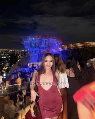 trans girl Hennysy 6055193