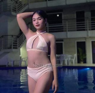 trans girl Hershey04 0657563
