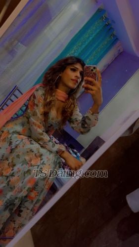 trans girl HeyYana 2548566
