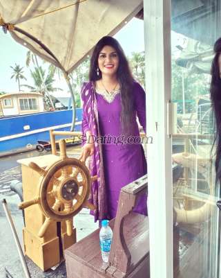 trans girl Honeysonu 8861652