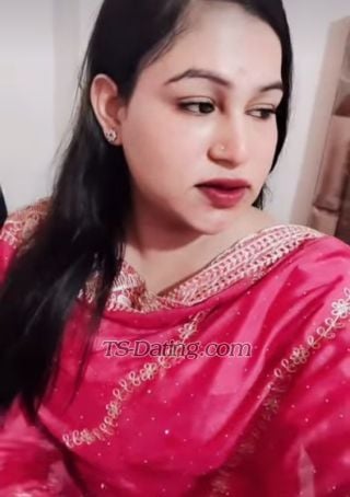 transsexual escort / Hott silky / India