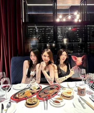 trans girl Hyunarcha 3318161