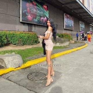 trans girl holyRoxy 5050561