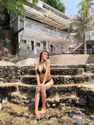 trans girl IMMADISON 0762343 trans girl IMMADISON 0762343