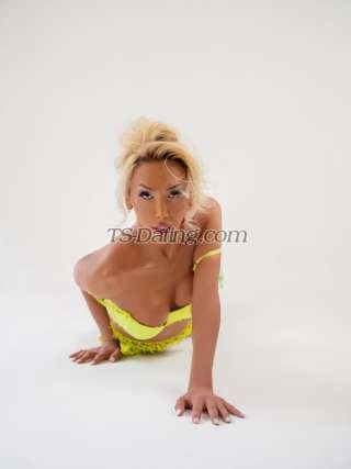 trans girl Leilatrans girl 8289918 trans girl Leilatrans girl 8289918