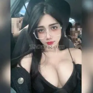 Seksi uniforma fotosurati Arman erotikasi onlayn