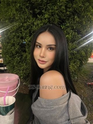 trans girl Irinsrisamang 5849286