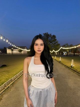 trans girl Irinsrisamang 7566574