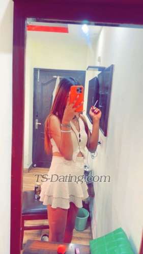 trans girl Isha19 2469574 trans girl Isha19 2469574