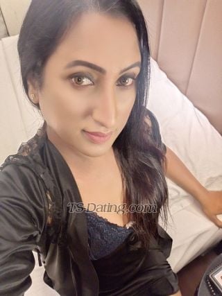 trans girl IshaSharma 6645572 trans girl IshaSharma 6645572