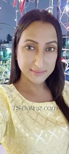 trans girl IshaSharma 8941288