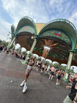 trans girl IsisBitt 5234815