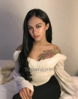 trans girl Issadoray 5924563