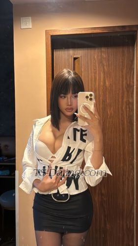 trans girl Jadeslvn 0305525