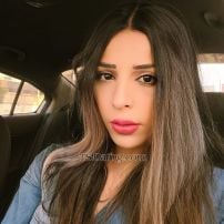 Jenny al deya Jel El Deb Transex Jenny, 24 anos, mora em Beirute - Jal El Dib. Tenho 1,64 m de altura, peso 55 kg e tenho um pênis de 22 cm. Sou uma Mistress Travesti que adora dominação e sabe como mergulhar você no mundo da submissão completa. Aceito apenas quem busca uma experiência séria, intensa, emocionante e divertida, com equipamentos especiais para submissos. Cada momento comigo fará você se render e se apegar à dominação e à brincadeira. Uma experiência completa e perfeita para todos os submissos sérios.