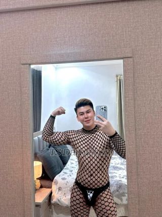 Shemale-JohnTop-2726098 