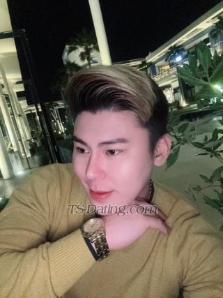 Shemale-JohnTop-2726117 