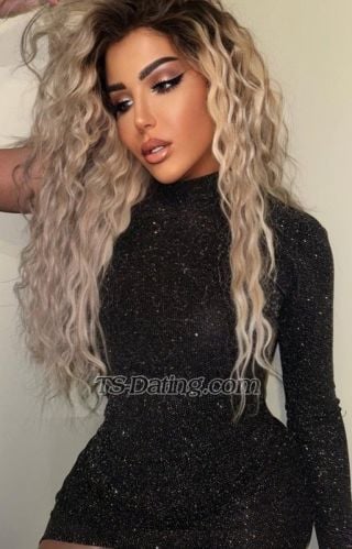 Shemale-Julianak-9279152 