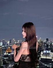 Jing Yi jingyi jingyi Hong Kong Transex una niña nacida en 2004 en Hong Kong ahora mismo bonito y funcional altura 178 peso 59 Pene de 16 cm