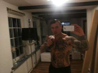 johnny4321-6359932