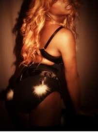 KEYLANA KEYLANA KEYLANA paris Transex OBRIGADO POR LER O TEXTO COM ATENÇÃO olá sou KEYLANA sublime bela metisse das ilhas 28 ANOS, 1M77, 67K, 23 CM com um olhar intenso e ardente, rainha do chique e da elegância parisiense. Sou um transexual bom em sua cabeça e em sua pele, um orgulhoso DIVA de sua pessoa (nota para homens que pensam que somos apenas objetos sexuais sem cérebro) SIM, sou uma criatura emocional sensual e sexual que assume isso. Convido homens educados, corteses, generosos, de primorosa bravura e higiene irrepreensível a se renderem em meu universo cheio de encantos e fantasias onde os segredos mais vergonhosos e as fantasias mais escondidas são bem-vindos. BEM-VINDO AO MEU MUNDO, EM INTIMIDADE COMIGO !!! NB: NÃO RESPONDO A MÁSCARAS E NÚMEROS DE SMS sem pechinchar