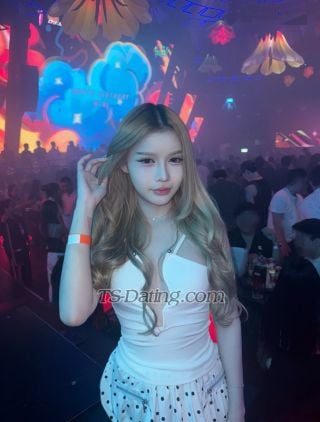 trans girl Kamonrat 8477929 trans girl Kamonrat 8477929