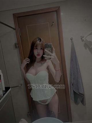 trans girl Kelly1506 2474661 trans girl Kelly1506 2474661
