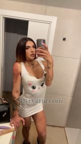 Kendall Kendallfitts Kendallfitts Barcelona Transex Ciao ciao, sono Kendall, una ragazza transessuale, ho 24 anni, ho un corpo snello, Fitness Top Model, sono completamente dominante, attiva, passiva, ho un cazzo enorme, mi piacciono gli incontri molto affettuosi e casuali, ho un posto, vado a casa tua.