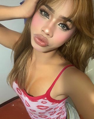 Khienluckly-2018788 