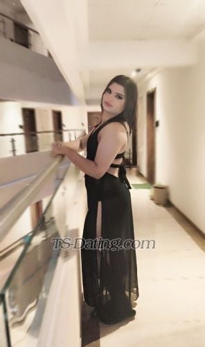 Acompañante Transexual / Khwahis / India