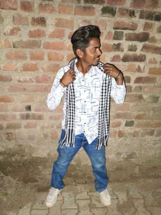 Masculin / Kuldeep909090 / Inde