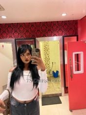 Kylashyamala Batam Transex Hi i'm Kyla Shyamala, u can call me kyla, I am a friendly
and affectionate trans woman with a good attitude. I am
beautiful, with exotic skin, long hair, and a bright, sweet
smile. I am physically capable and can satisfy your desires.
Let's go on a date! 🥰💗