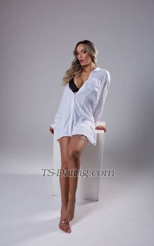 trans girl LanaRodrigue 1212093