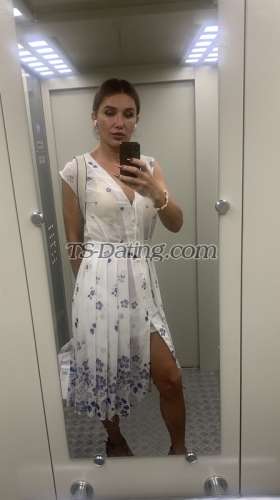 trans girl Larisa35 7001596