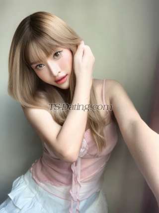 trans girl Laura69860 5883932 trans girl Laura69860 5883932