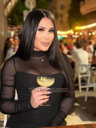 trans girl LauraMyler 8403188 trans girl LauraMyler 8403188