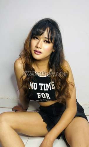 trans girl Lavender 2122363