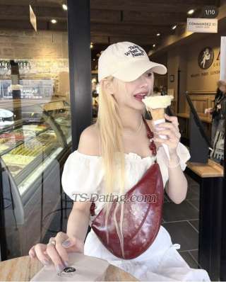 Lin Lin Ladyboy Escort - Kuala Lumpur Malaysia - TS-DATING.COM @ ts-dating.com