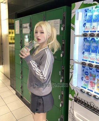 trans girl LiLin 8044589