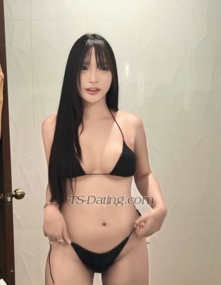 trans girl LilinLilin 8739019