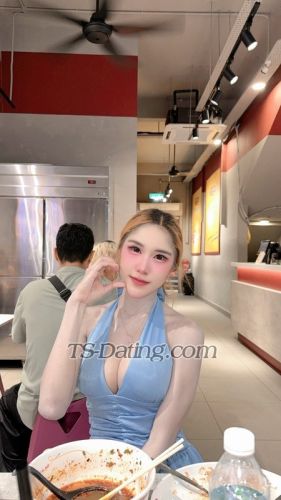 trans girl LillyBloosom 2408408 trans girl LillyBloosom 2408408