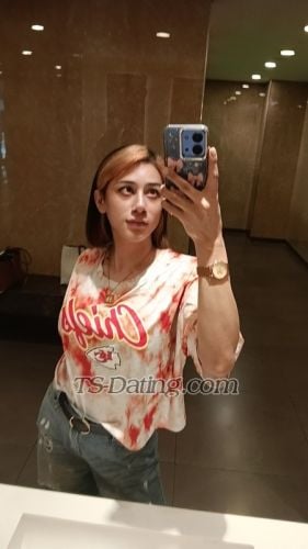 trans girl Limoni 4376844 trans girl Limoni 4376844